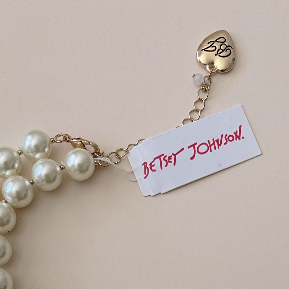 Betsey Johnson NWT Bee Mine pink jewel Daisy necklace with pearls - Picture 9 of 10